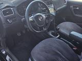 Volkswagen Polo 2018 года за 5 000 000 тг. в Актобе – фото 4