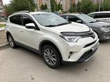 Toyota RAV4 2017 года за 14 200 000 тг. в Усть-Каменогорск – фото 4