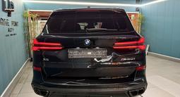 BMW X5 2025 года за 69 990 000 тг. в Алматы – фото 5