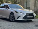 Lexus ES 350 2021 года за 30 000 000 тг. в Шымкент