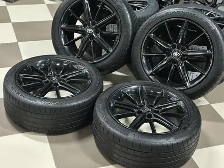 Камри летний комплект оригинал 235 45 R18 Continental за 320 000 тг. в Атырау – фото 3