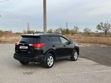 Toyota RAV4 2013 года за 7 700 000 тг. в Актобе – фото 5
