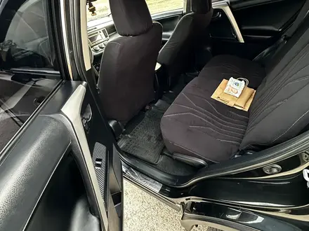 Toyota RAV4 2013 года за 7 700 000 тг. в Актобе – фото 10