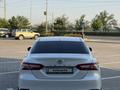 Toyota Camry 2021 года за 16 700 000 тг. в Шымкент – фото 4