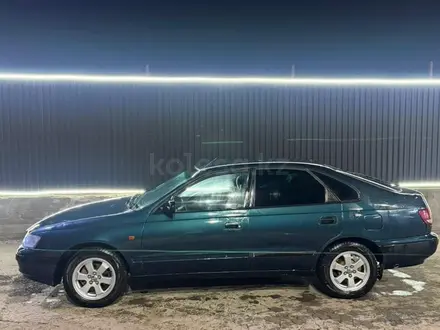 Toyota Carina E 1997 года за 1 250 000 тг. в Алматы