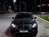 Mercedes-Benz S 63 AMG 2018 года за 55 000 000 тг. в Астана