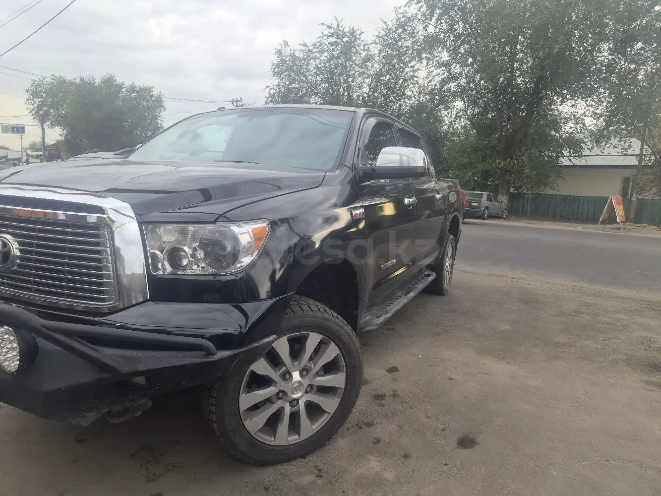 Toyota Tundra, 2011