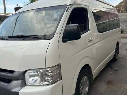 Toyota Hiace 2014 года за 13 000 000 тг. в Алматы – фото 2