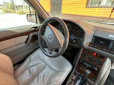 Mercedes-Benz S 320 1994 года за 2 500 000 тг. в Тараз – фото 17