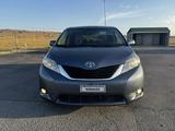 Toyota Sienna 2014 года за 13 800 000 тг. в Алматы