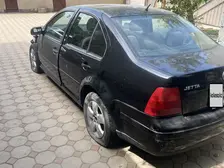 Volkswagen Jetta, 2003