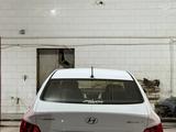 Hyundai Accent 2013 года за 4 000 000 тг. в Атырау – фото 3