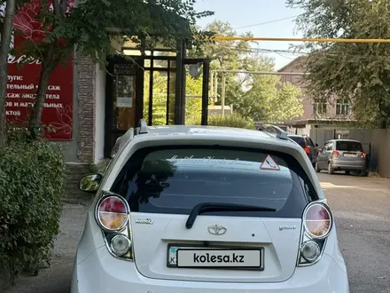 Chevrolet Spark 2010 года за 3 300 000 тг. в Шымкент – фото 5