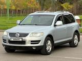 Volkswagen Touareg 2007 годаүшін6 900 000 тг. в Алматы – фото 2