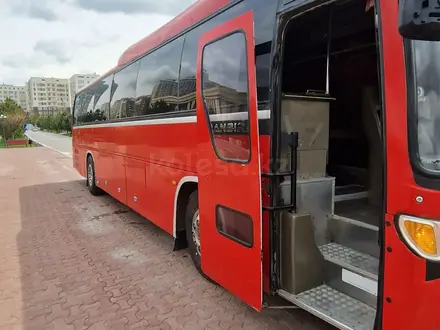 Автобус 45 местный с кондиционером ремни безопасности перевозка в Шымкент – фото 9