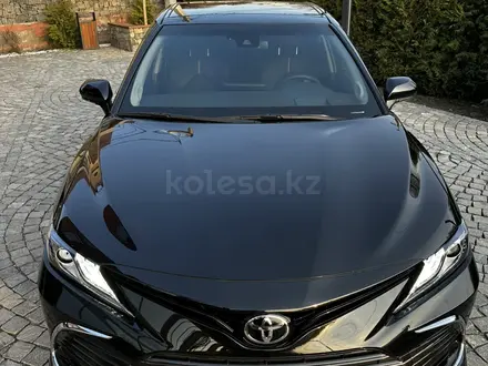 Toyota Camry 2023 года за 16 500 000 тг. в Алматы – фото 11