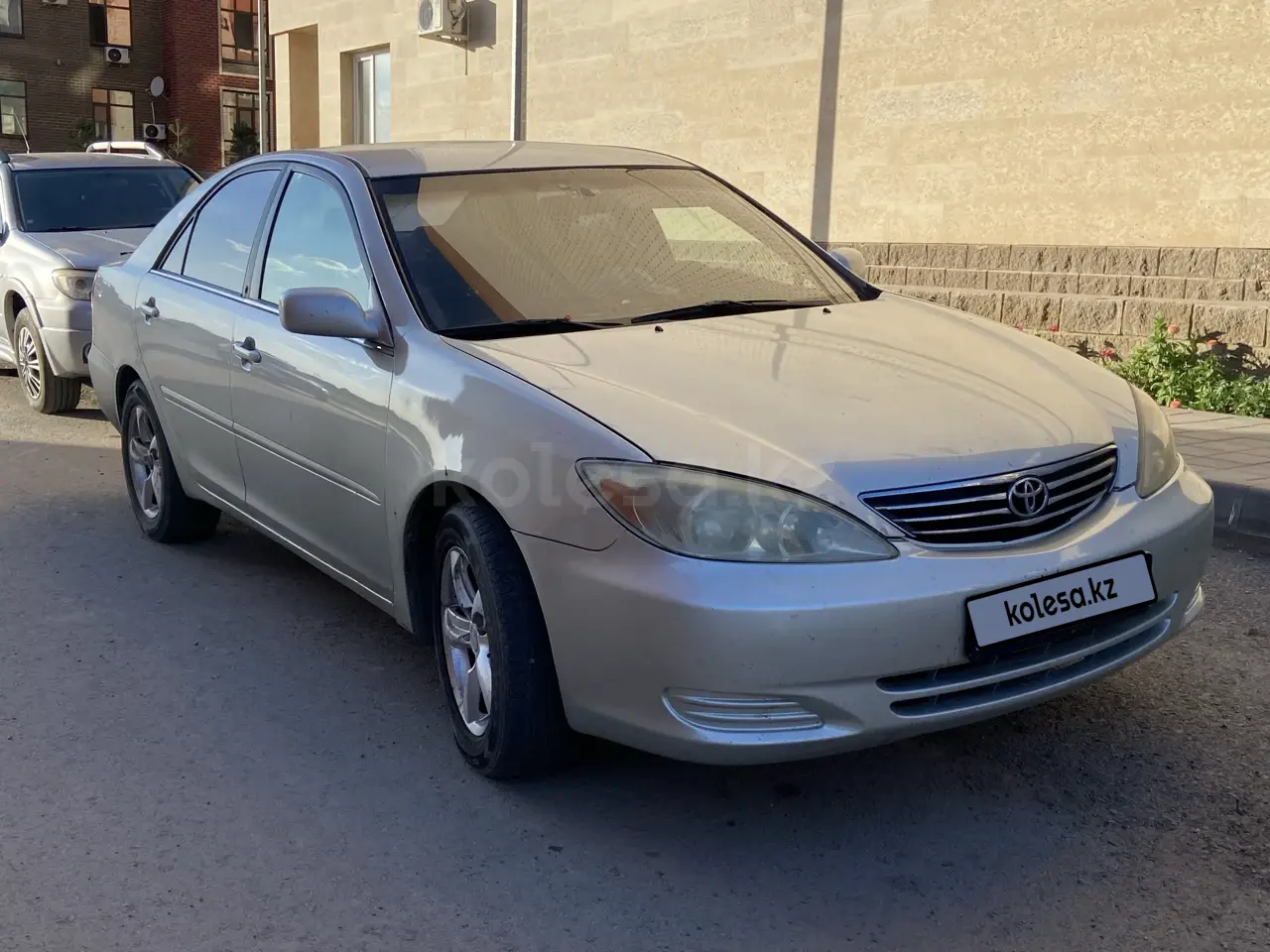Toyota Camry, 2004