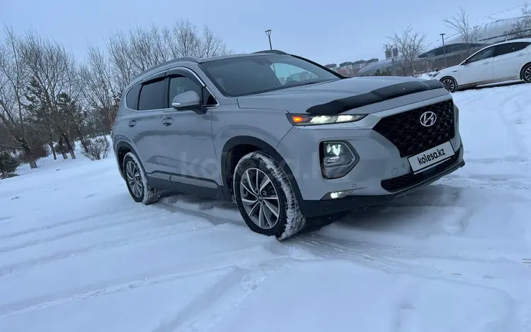 Hyundai Santa Fe 2020 года за 12 500 000 тг. в Астана