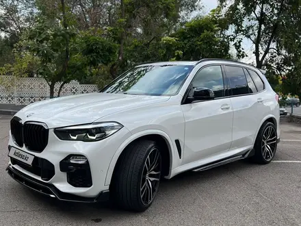 BMW X5 2020 года за 31 000 000 тг. в Алматы – фото 4