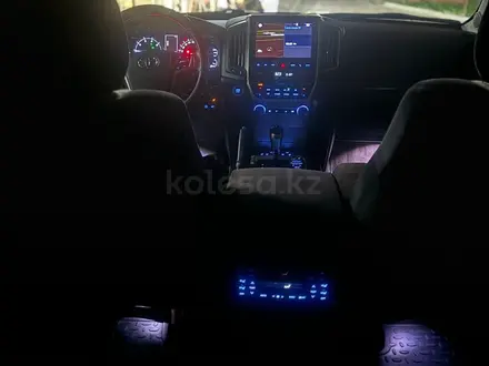 Toyota Land Cruiser 2017 года за 32 000 000 тг. в Талдыкорган – фото 3