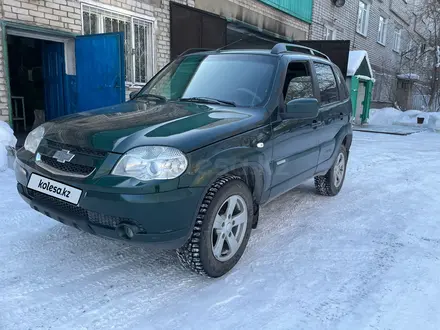 Chevrolet Niva 2015 года за 3 500 000 тг. в Семей – фото 5