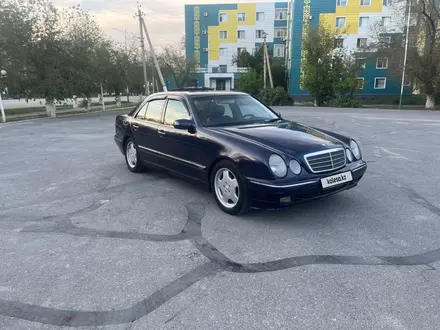 Mercedes-Benz E 280 1999 года за 3 300 000 тг. в Кызылорда – фото 2