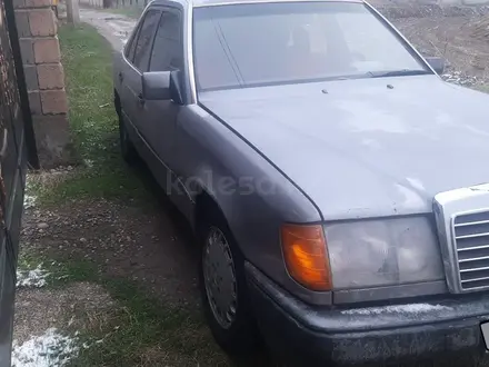 Mercedes-Benz E 200 1993 года за 1 100 000 тг. в Тараз – фото 3