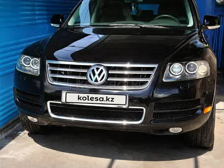 Volkswagen Touareg 2004 года за 6 000 000 тг. в Алматы – фото 6