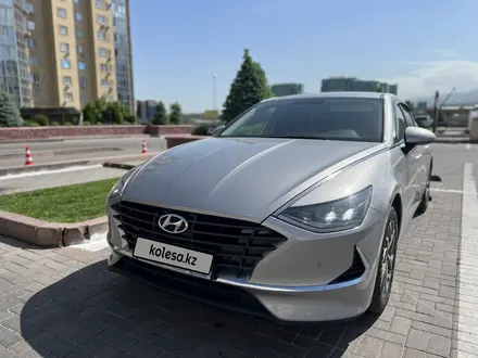 Hyundai Sonata 2022 года за 12 200 000 тг. в Алматы – фото 3