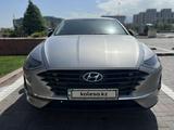 Hyundai Sonata 2022 годаүшін12 200 000 тг. в Алматы – фото 4