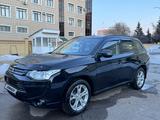 Mitsubishi Outlander 2013 годаfor7 240 000 тг. в Петропавловск – фото 2