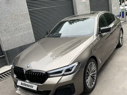 BMW 540 2017 года за 17 000 000 тг. в Алматы – фото 15