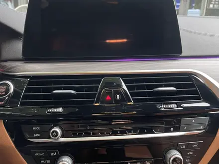BMW 540 2017 года за 17 000 000 тг. в Алматы – фото 17