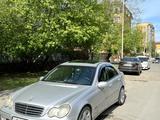 Mercedes-Benz C 230 2005 года за 4 500 000 тг. в Семей – фото 3