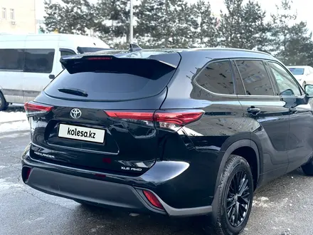 Toyota Highlander 2020 года за 21 500 000 тг. в Алматы – фото 10