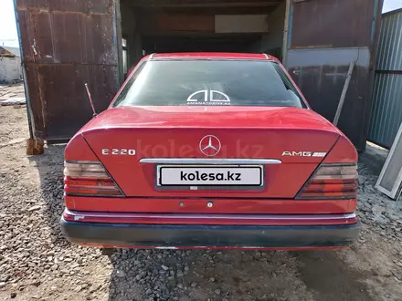 Mercedes-Benz E 220 1994 года за 1 600 000 тг. в Жезказган