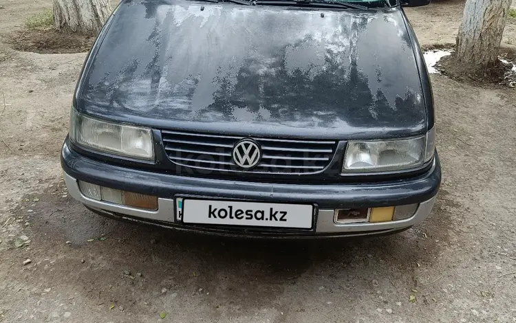 Volkswagen Passat 1994 годаүшін700 000 тг. в Жезказган