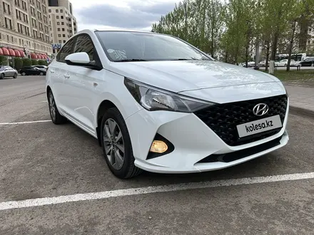 Hyundai Accent 2020 года за 7 600 000 тг. в Астана – фото 2