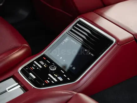 Porsche Panamera 2019 года за 62 000 000 тг. в Алматы – фото 20