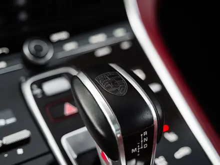 Porsche Panamera 2019 года за 62 000 000 тг. в Алматы – фото 22
