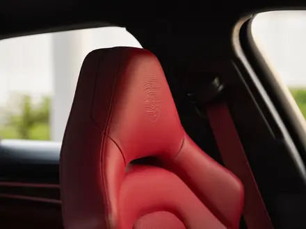 Porsche Panamera 2019 года за 62 000 000 тг. в Алматы – фото 26