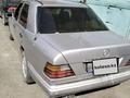 Mercedes-Benz E 220 1993 годаfor1 100 000 тг. в Алматы – фото 2