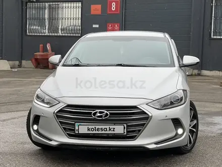 Hyundai Elantra 2018 года за 8 500 000 тг. в Алматы – фото 3