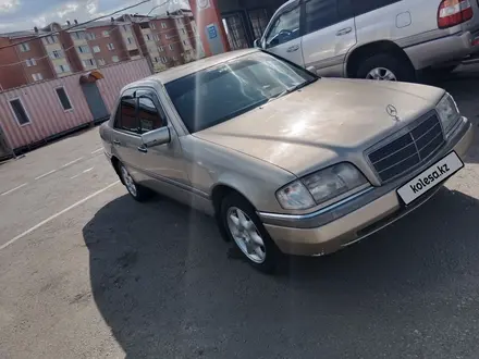 Mercedes-Benz C 200 1994 года за 1 900 000 тг. в Петропавловск – фото 4