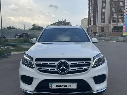 Mercedes-Benz GLS 400 2017 года за 27 500 000 тг. в Астана – фото 2