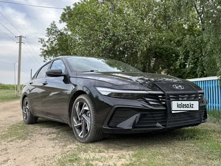 Hyundai Elantra 2023 года за 9 500 000 тг. в Семей – фото 2