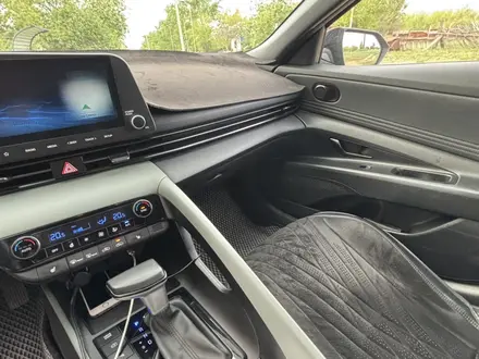 Hyundai Elantra 2023 года за 9 500 000 тг. в Семей – фото 8