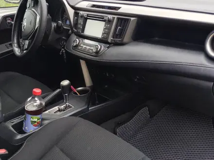 Toyota RAV4 2014 года за 8 000 000 тг. в Уральск – фото 5
