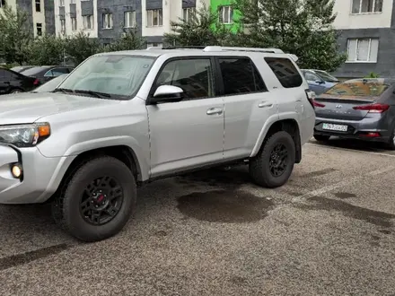 Toyota 4Runner 2014 годаүшін14 000 000 тг. в Алматы – фото 2