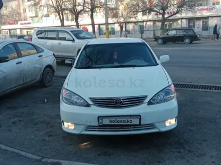 Toyota Camry 2003 года за 3 800 000 тг. в Тараз – фото 2